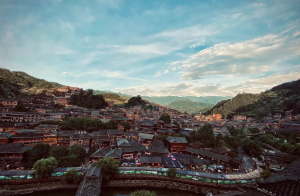 国庆小长假即将来临,这份旅游攻略带上家人或朋友一起出发吧!-赞团旅游